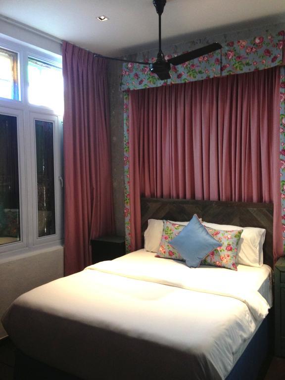 Rabbit Carrot Gun Aparthotel Singapore Kamer foto